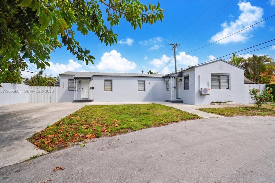 Property photo for 2140 Monroe Terrace, Hollywood, FL