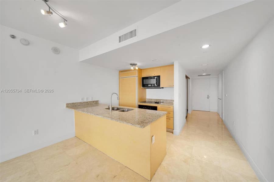Property photo for 1800 S Ocean Drive, #1809, Hallandale Beach, FL