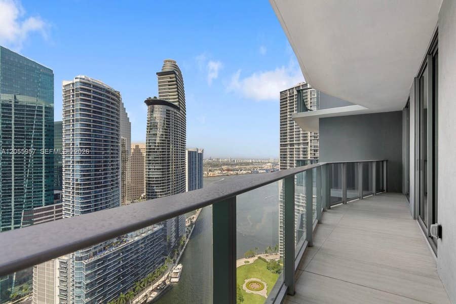 Property photo for 77 SE 5th Street, #3902, Miami, FL