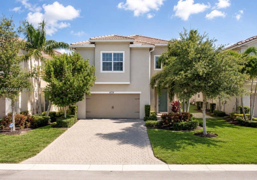 Property photo for 4729 Greenway Drive, Hollywood, FL