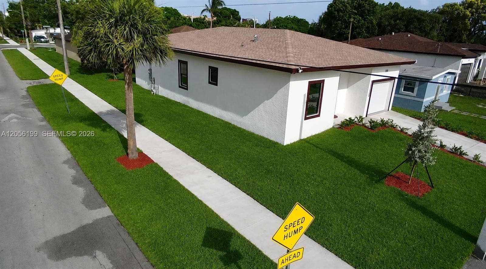 130 NW 28th Terrace, Fort Lauderdale, FL 33311 Photo 3