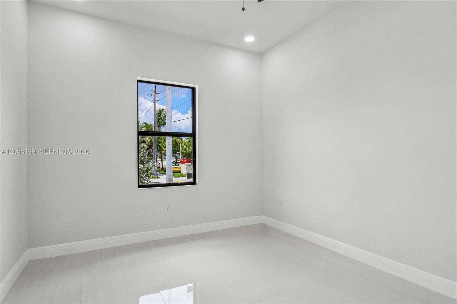 130 NW 28th Terrace, Fort Lauderdale, FL 33311 Photo 13