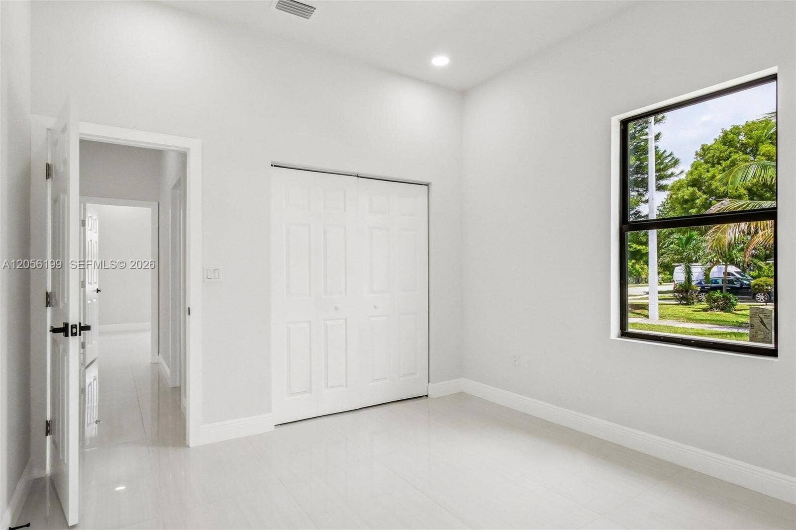 130 NW 28th Terrace, Fort Lauderdale, FL 33311 Photo 18