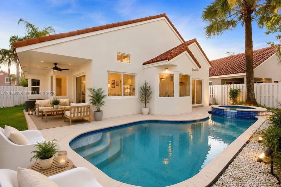 Property photo for 325 Somerset Way, Weston, FL