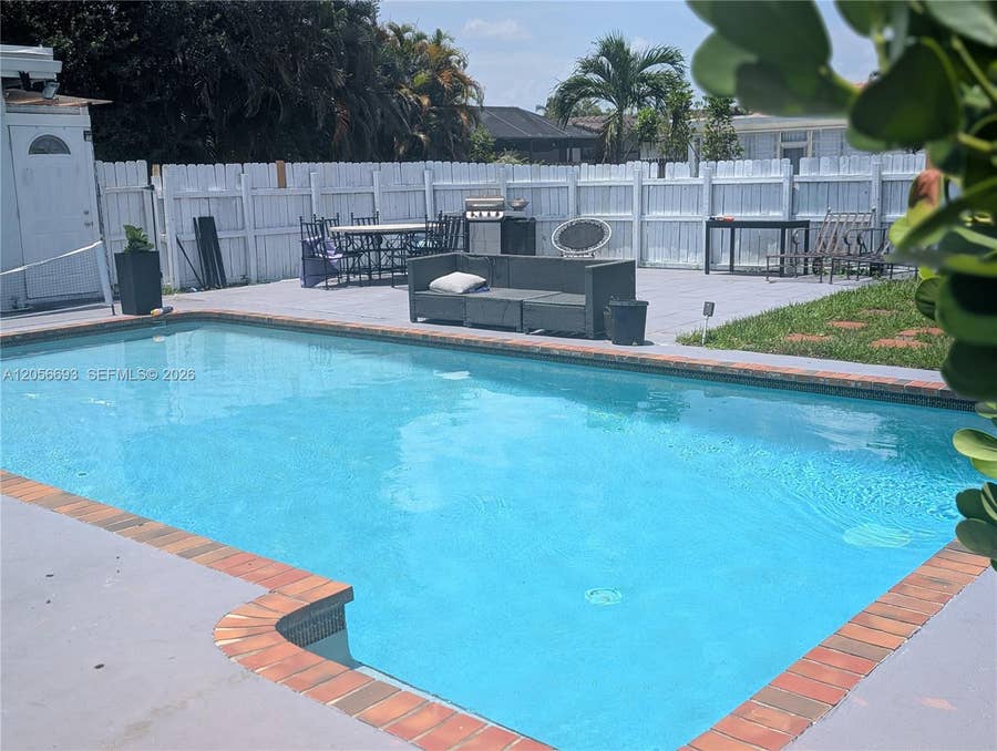 Property photo for Hollywood, FL