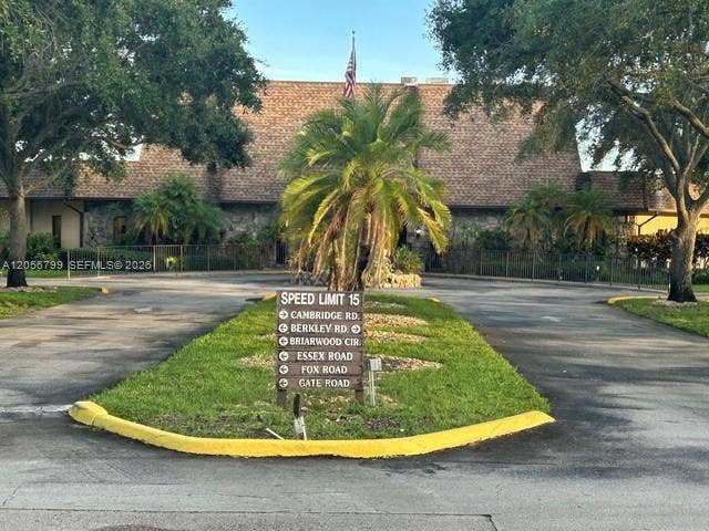Property photo for 115 Fox Road, #2-41, Hollywood, FL