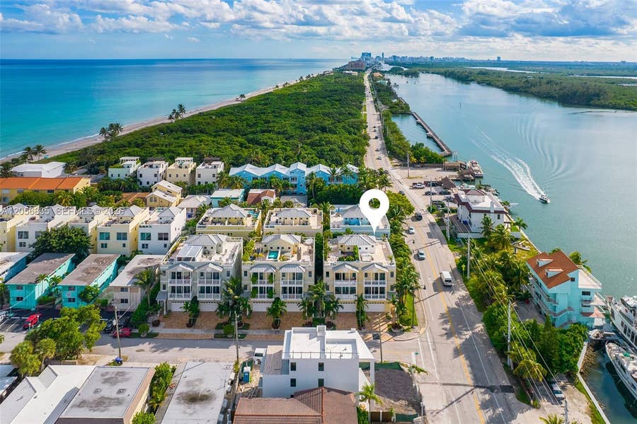 Property photo for 348 Elm Street, #B-10, Hollywood, FL