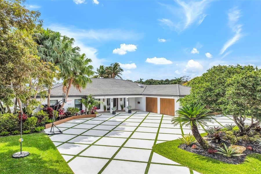 Property photo for 4430 Casper Court, Hollywood, FL