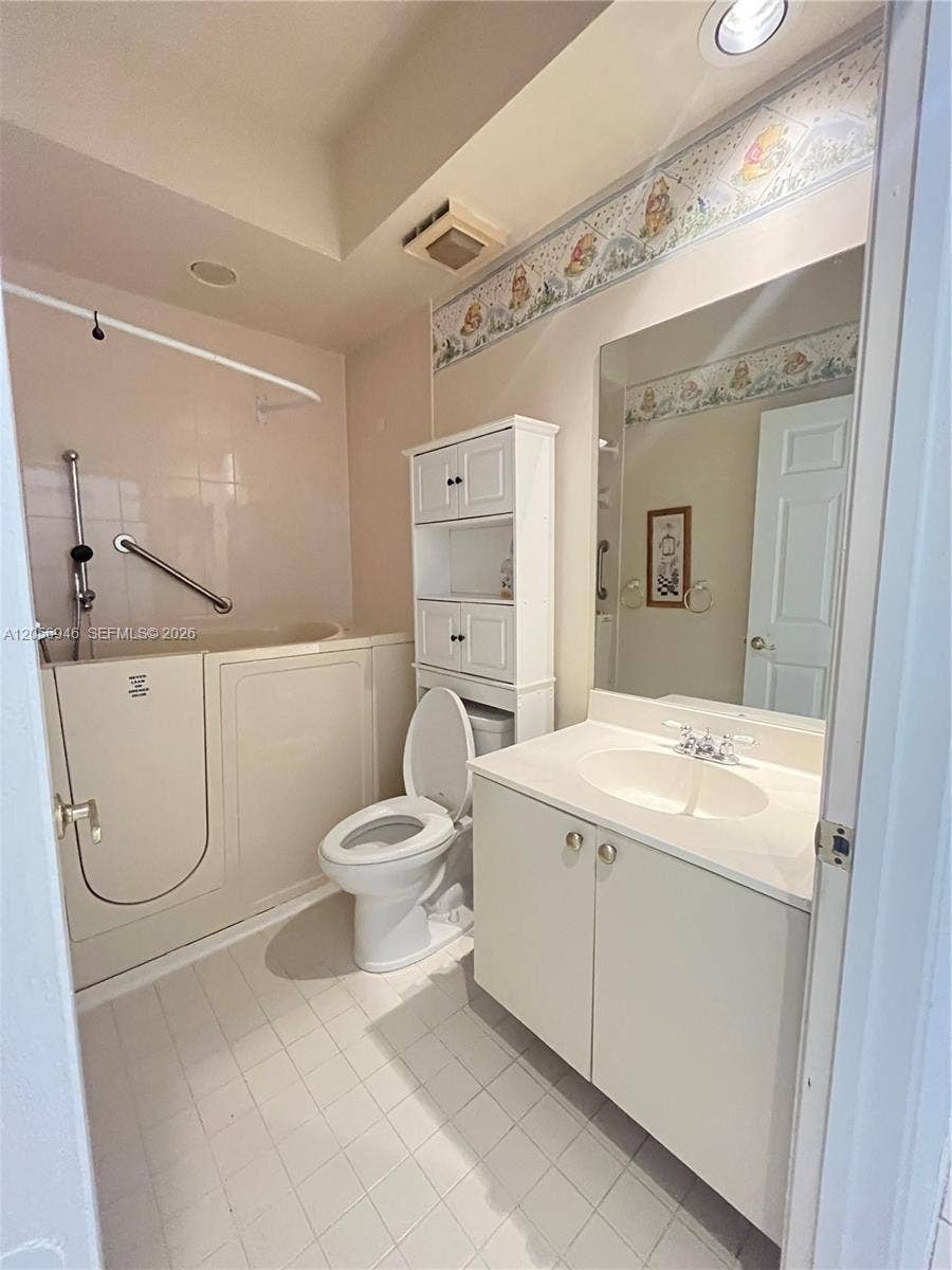 2nd bathroom