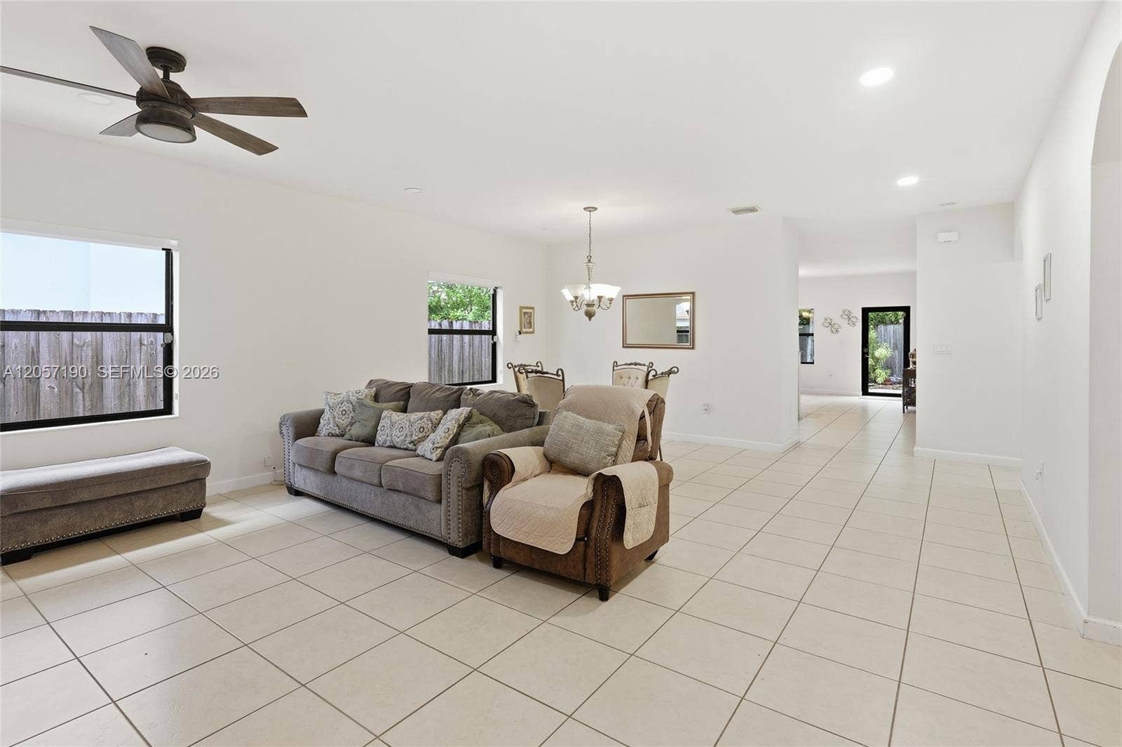 15585 SW 176th Terrace, Miami, FL 33187 Photo 4