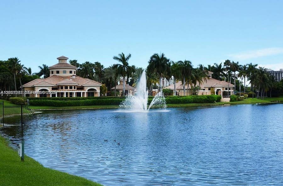 Property photo for 957 N Harbor View, #957, Hollywood, FL