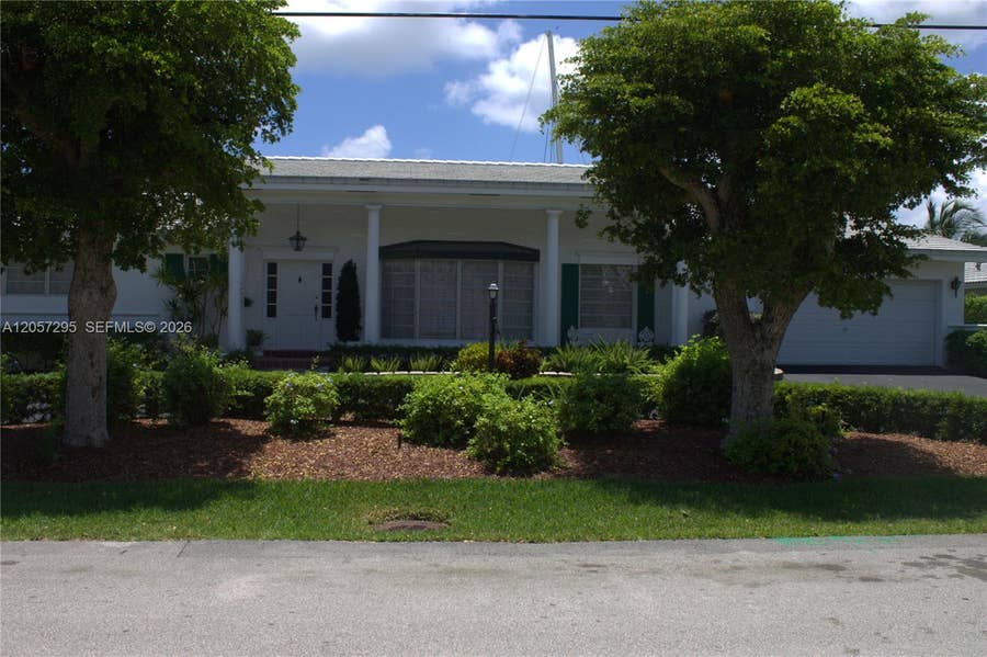 Property photo for 3440 NE 170th Street, North Miami Beach, FL