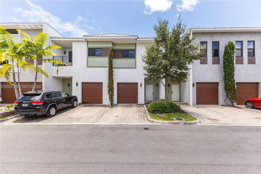 Property photo for 4444 NW 9th Street, #0, Plantation, FL