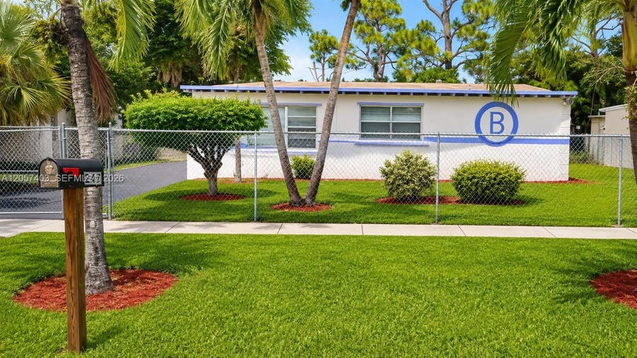 Property photo for 247 SW 21st Way, Fort Lauderdale, FL