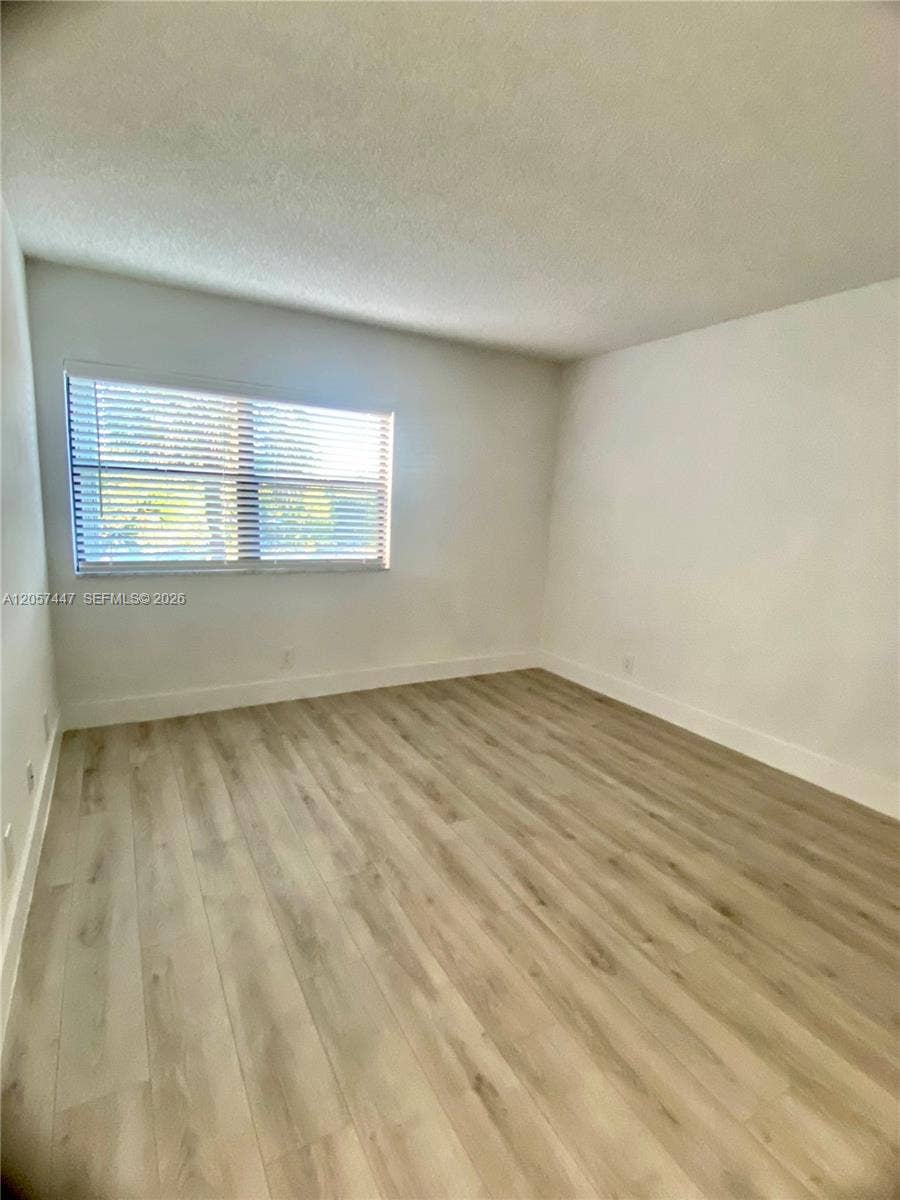 240 Lakeview Drive, #303, Weston, Weston, FL 33326 MASTER BEDROOM