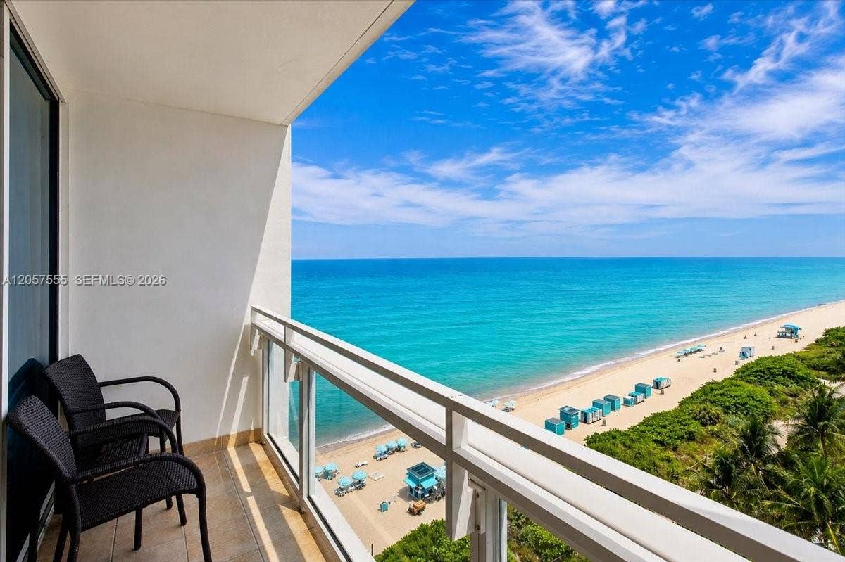 6801 Collins Avenue, #1020 Door 1006 Leal, Miami Beach, Miami Beach, FL 33141 Photo 6