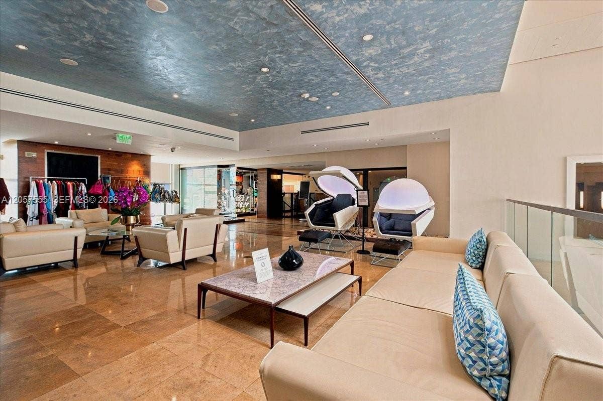 6801 Collins Avenue, #1020 Door 1006 Leal, Miami Beach, Miami Beach, FL 33141 Photo 22