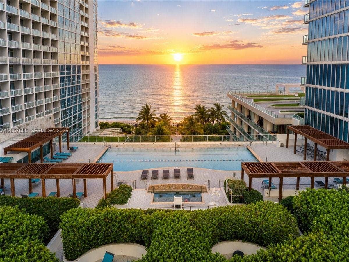 6801 Collins Avenue, #1020 Door 1006 Leal, Miami Beach, Miami Beach, FL 33141 Photo 41