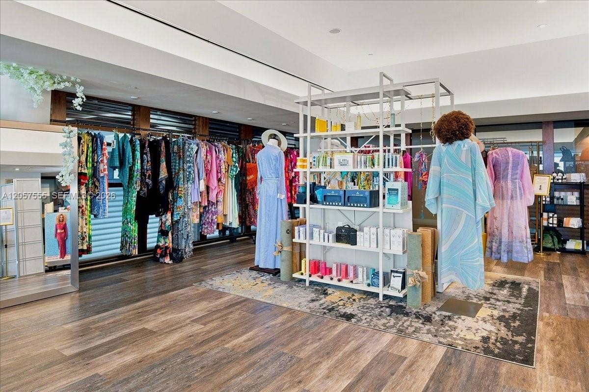 6801 Collins Avenue, #1020 Door 1006 Leal, Miami Beach, Miami Beach, FL 33141 Photo 27