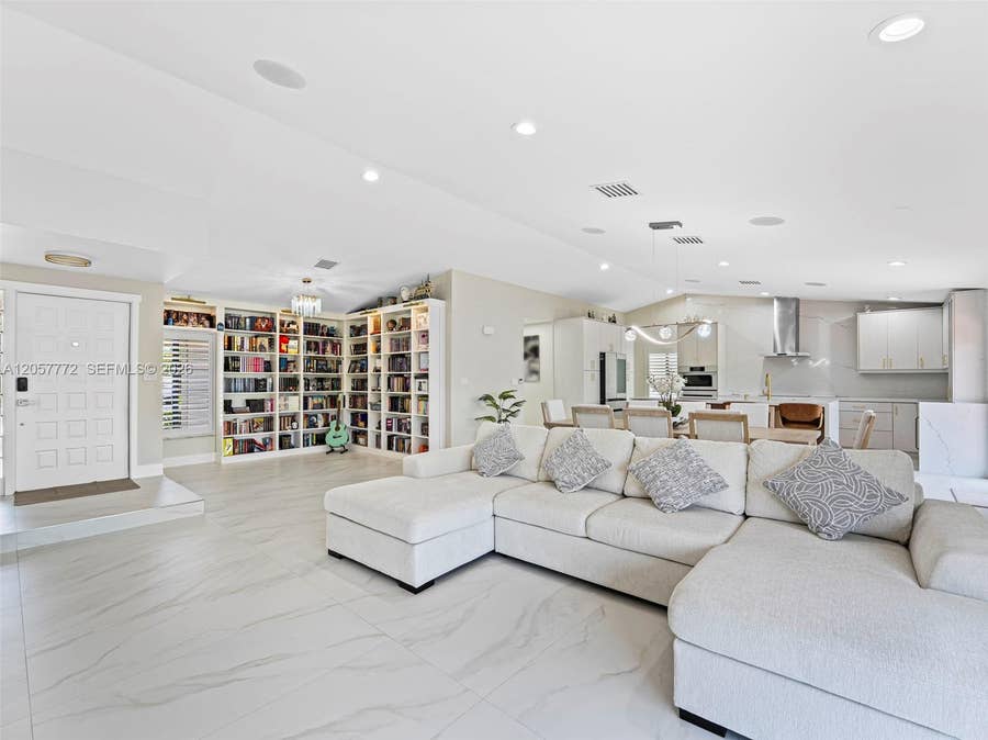 Property photo for 600 Fairfax Avenue, Davie, FL