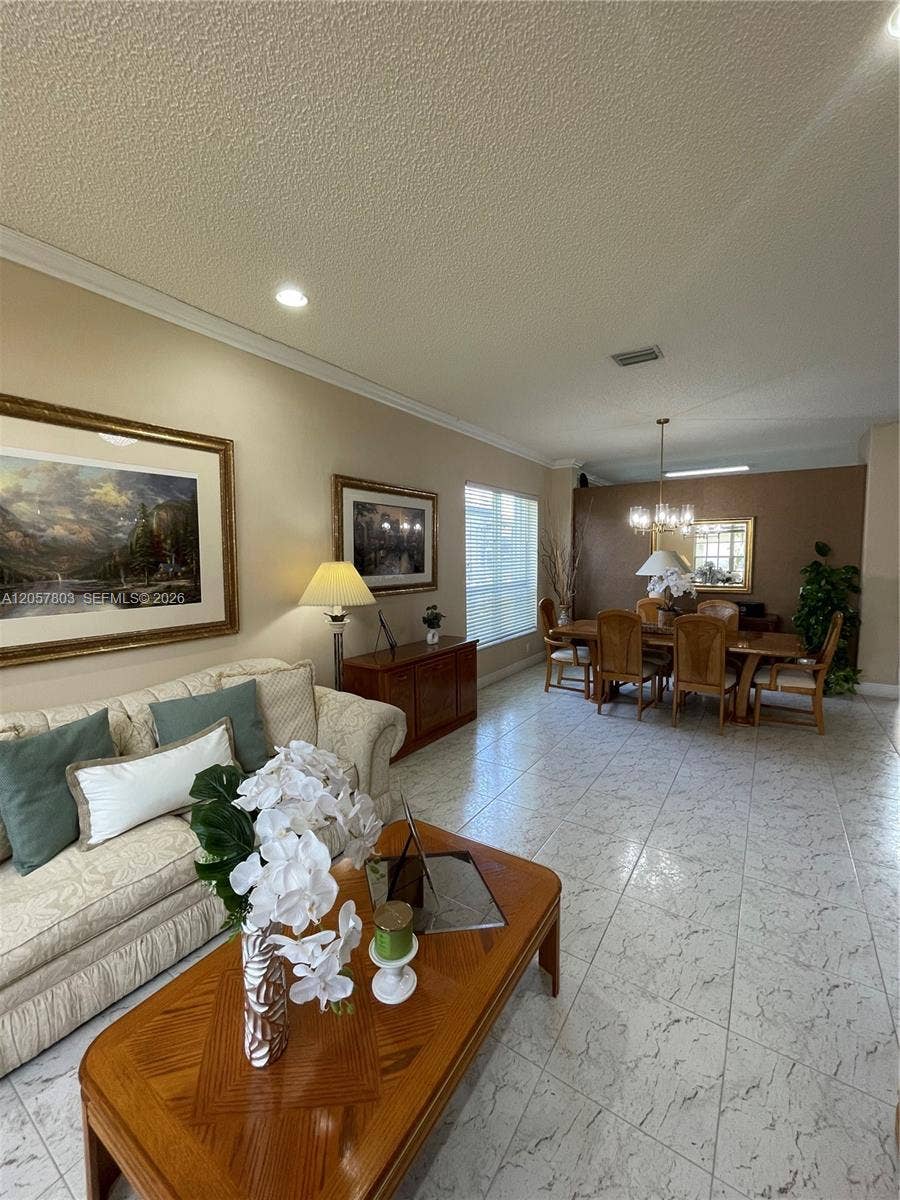 340 SW 167th Avenue, Pembroke Pines, FL 33027 Photo 6