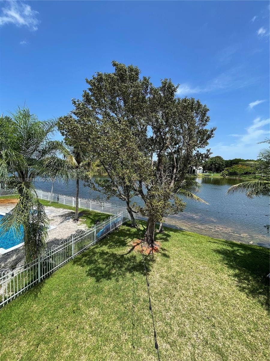 340 SW 167th Avenue, Pembroke Pines, FL 33027 Photo 52