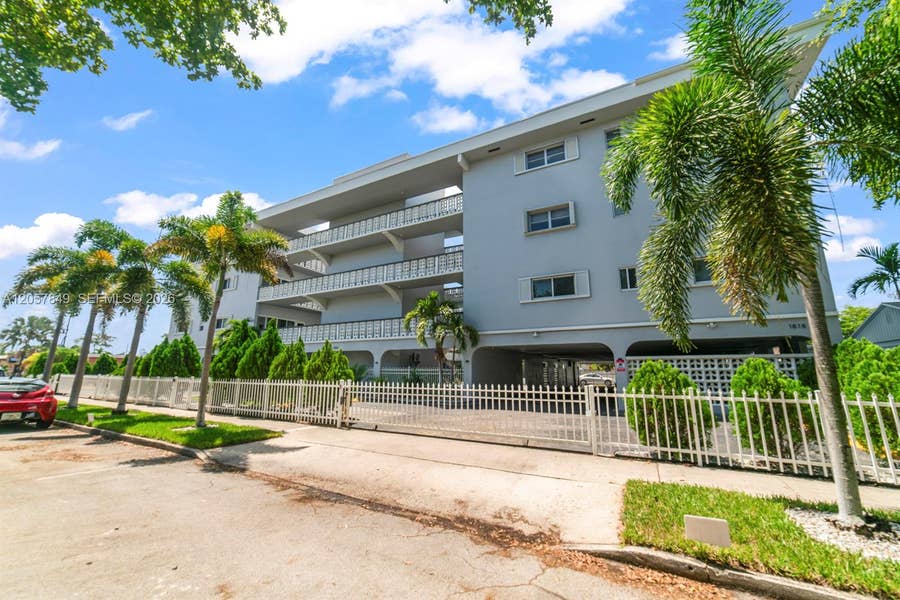 Property photo for 1818 Rodman Street, #4A, Hollywood, FL