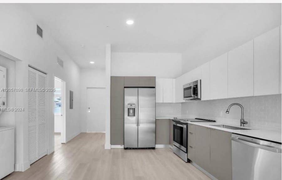 Property photo for 501 W Dixie Highway, #C101, Hallandale Beach, FL