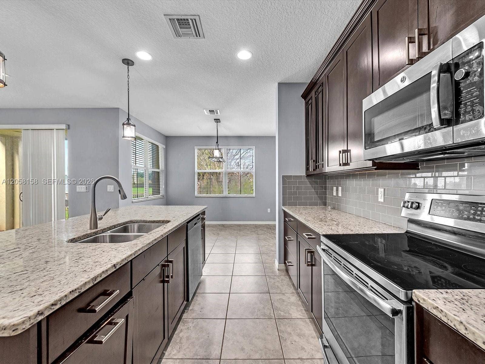 6447 Osprey Landing Street, Davie, FL 33314 Photo 4