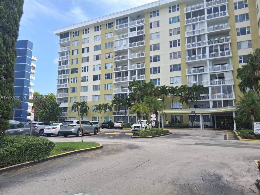 Property photo for 4400hillcrest Hillcrest Drive, #201B, Hollywood, FL