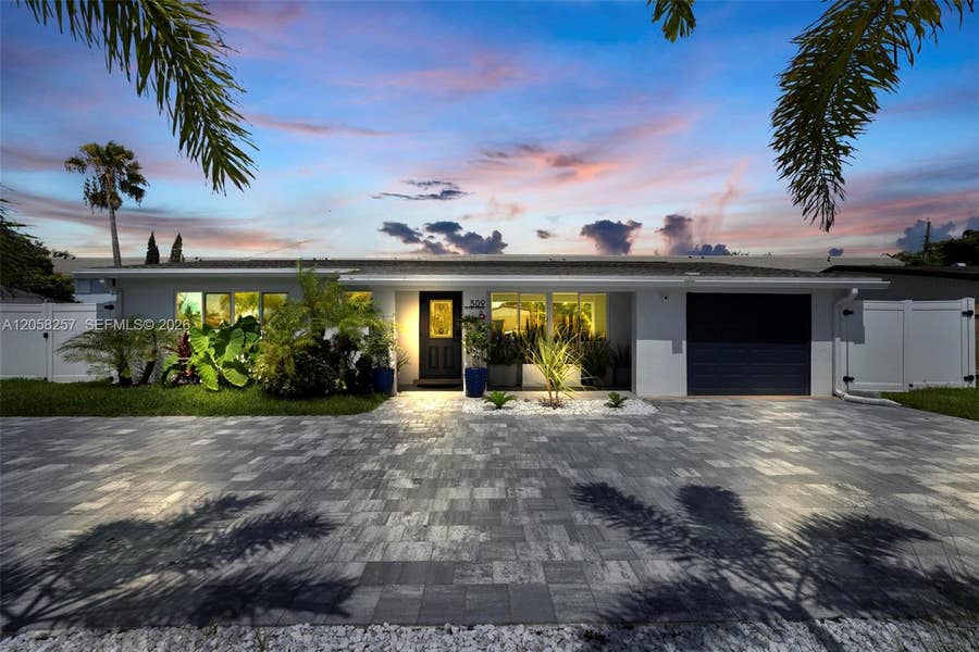Property photo for 309 SE 3rd Terrace, Deerfield Beach, FL
