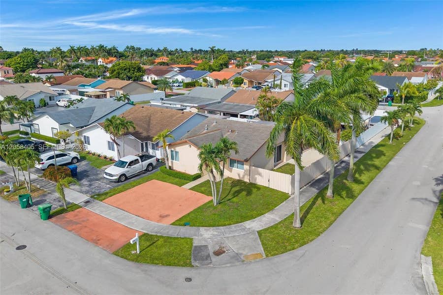 Property photo for 1616 SW 137th Place, Miami, FL