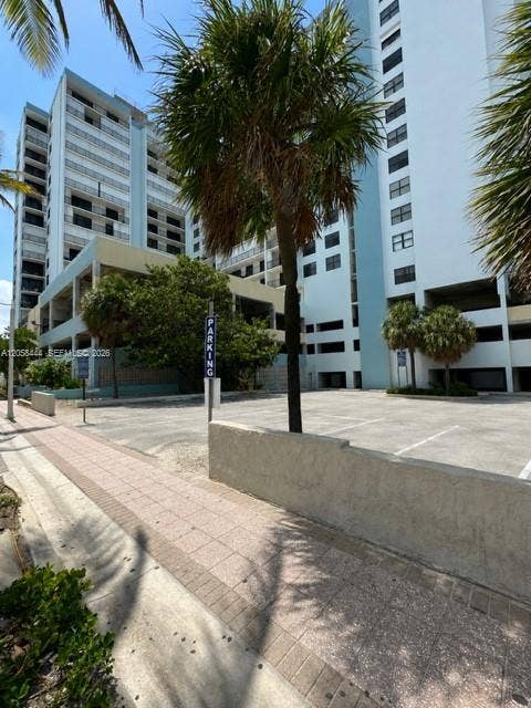 323 Fillmore Street, #10, Hollywood, FL 33019 AI edits