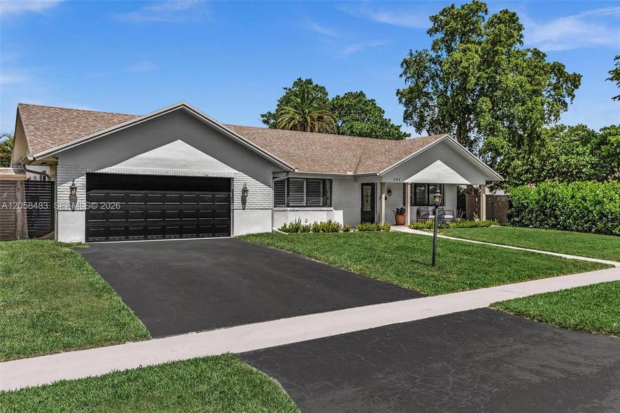 Property photo for 101 El Dorado Parkway, Plantation, FL