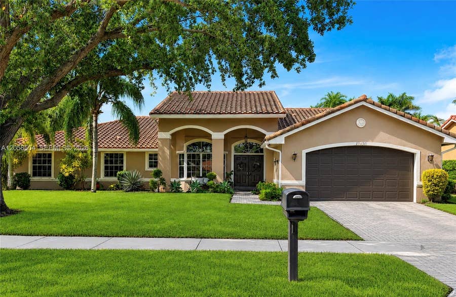 Property photo for 19450 NW 7th Street, Pembroke Pines, FL
