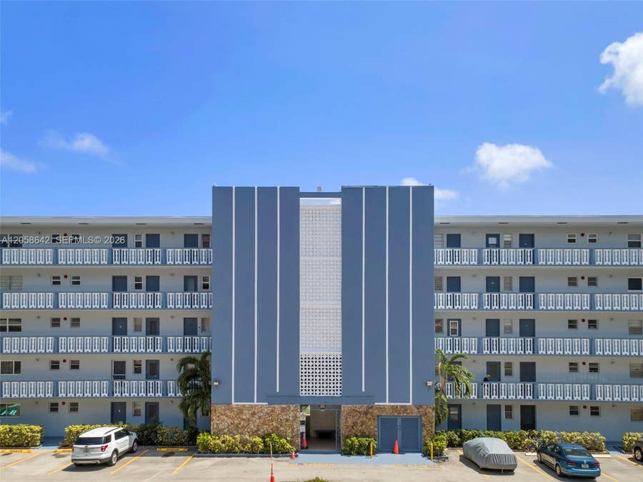 Property photo for 233 NE 14th Avenue, #108, Hallandale Beach, FL