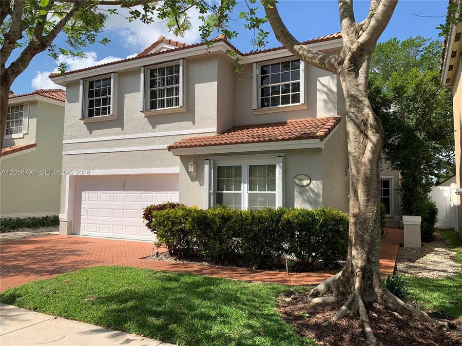 Property photo for 818 Garnet Circle, Weston, FL