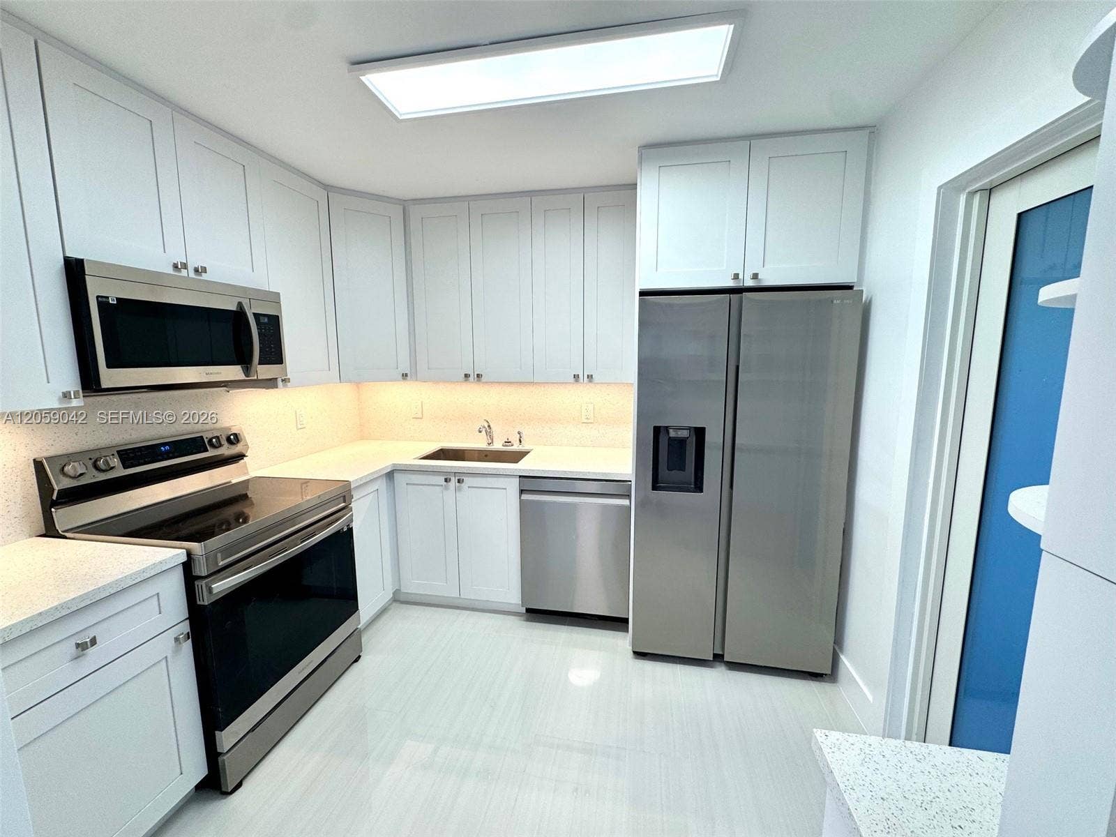105-107 NE 30th Court, #105, Wilton Manors, Wilton Manors, FL 33334 Photo 6