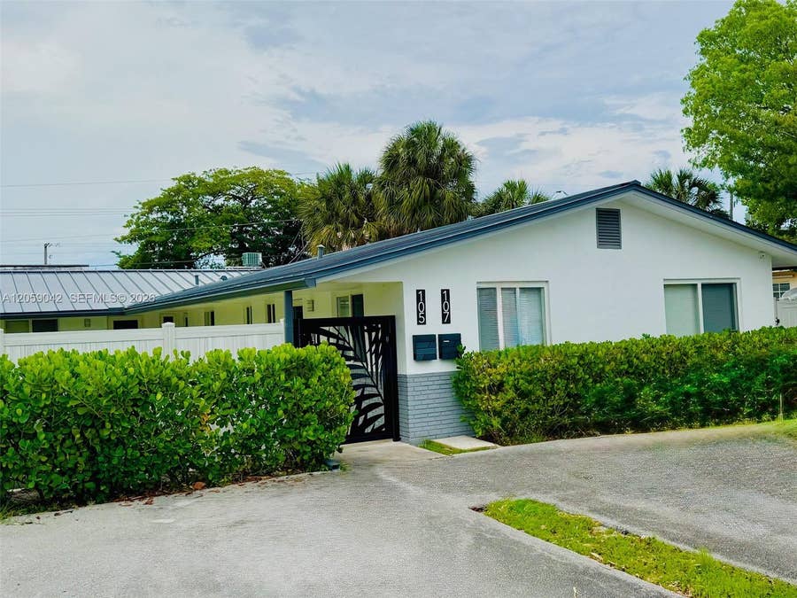 Property photo for 105-107 NE 30th Court, #105, Wilton Manors, FL