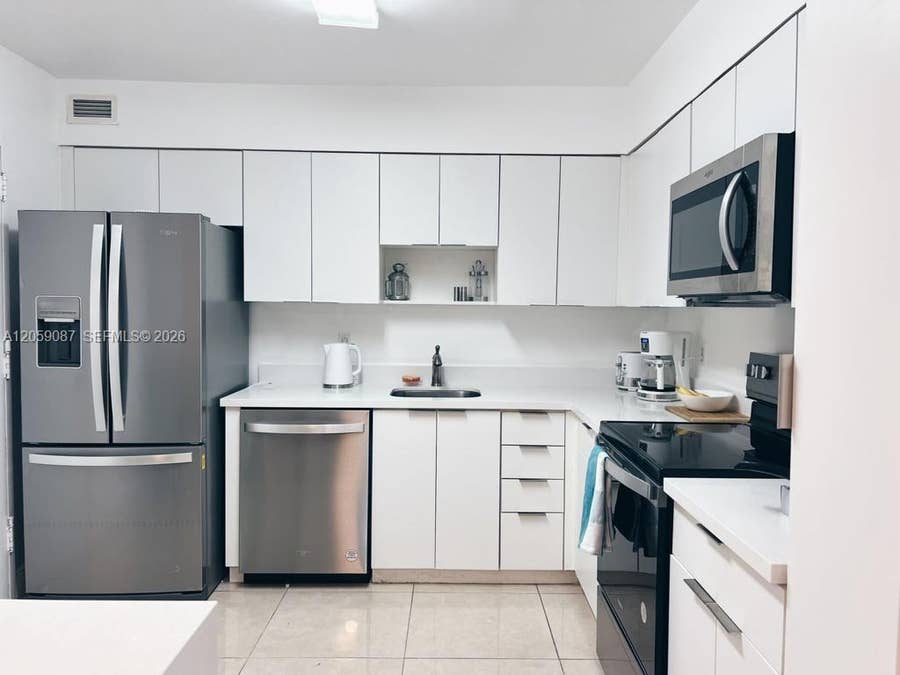 Property photo for 5161 Collins Avenue, #1510, Miami Beach, FL