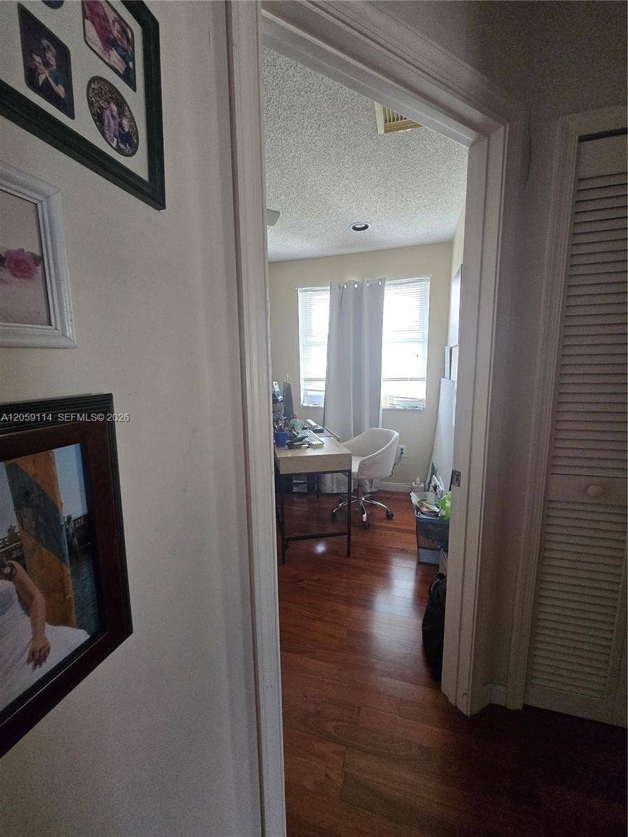 Computer/Bedroom #3