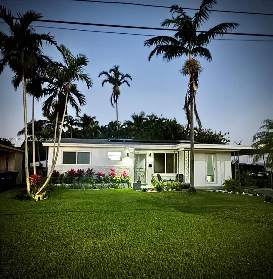 Property photo for 904 SW 3rd Avenue, Hallandale Beach, FL