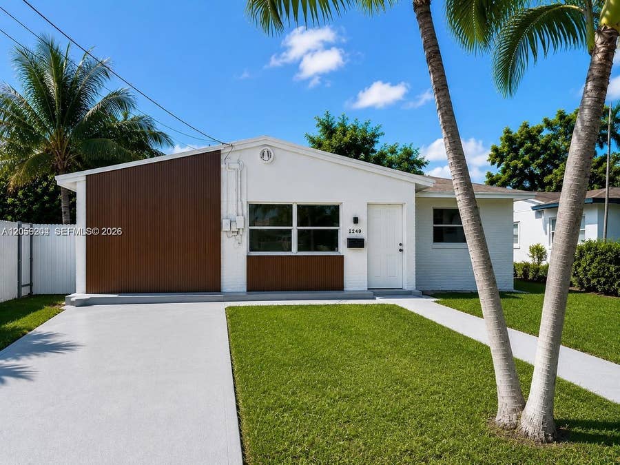 Property photo for Hollywood, FL
