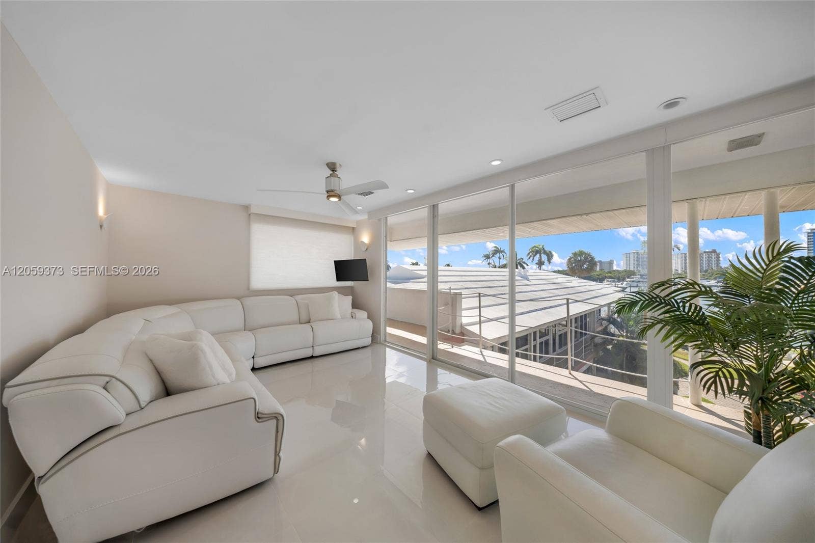 1124 Seminole Drive, #4F, Fort Lauderdale, FL 33304 Photo 8