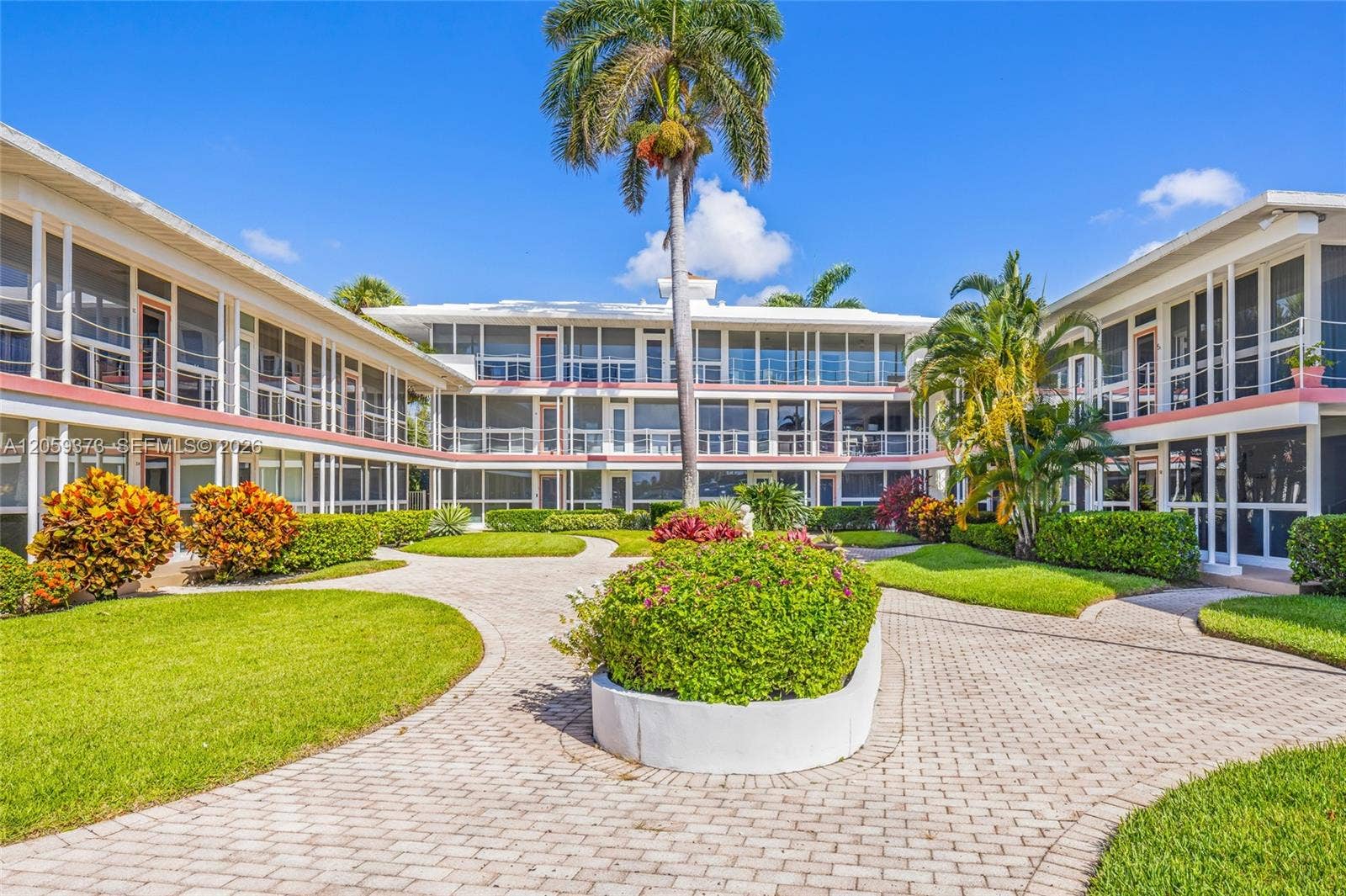 1124 Seminole Drive, #4F, Fort Lauderdale, FL 33304 Photo 2