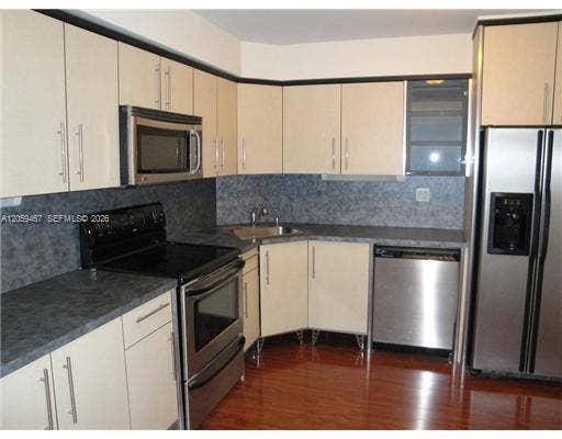 251 174th Street, #1612, Sunny Isles Beach, Sunny Isles Beach, FL 33160 Photo 4