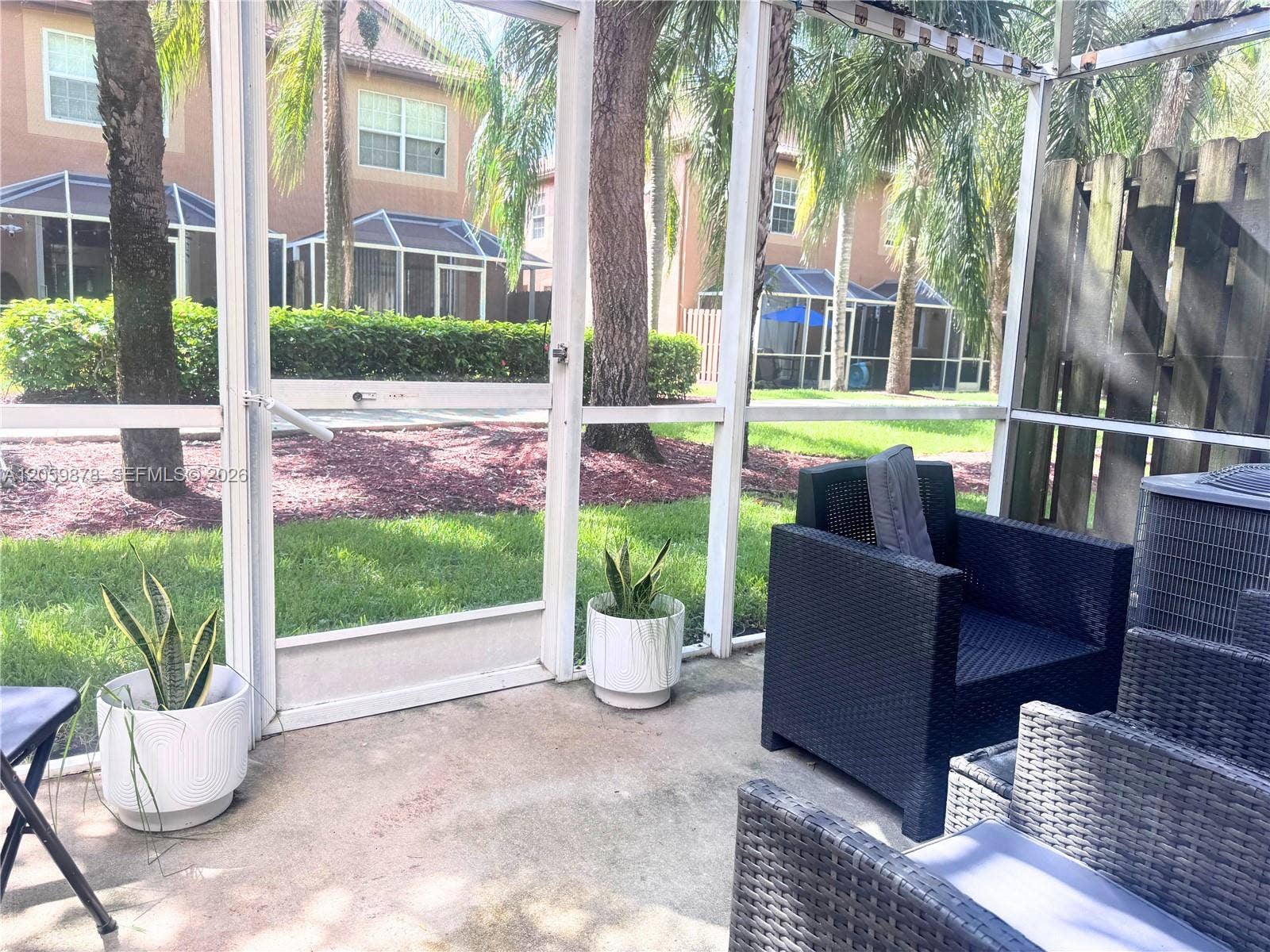 1543 Barcelona Way, #5-30, Weston, FL 33327 Photo 13