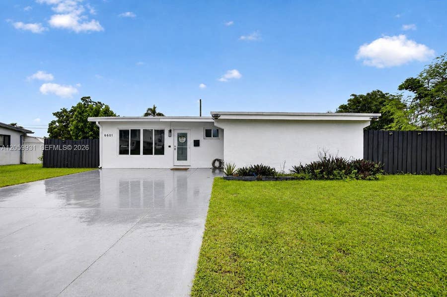 Property photo for 6601 SW 6th Street, Pembroke Pines, FL