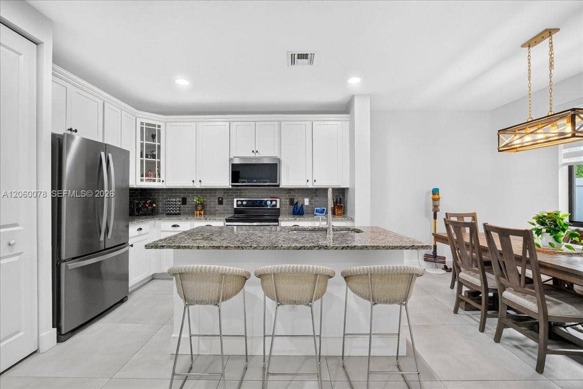 425 NW 33rd Lane, Pompano Beach, FL 33069 Photo 7