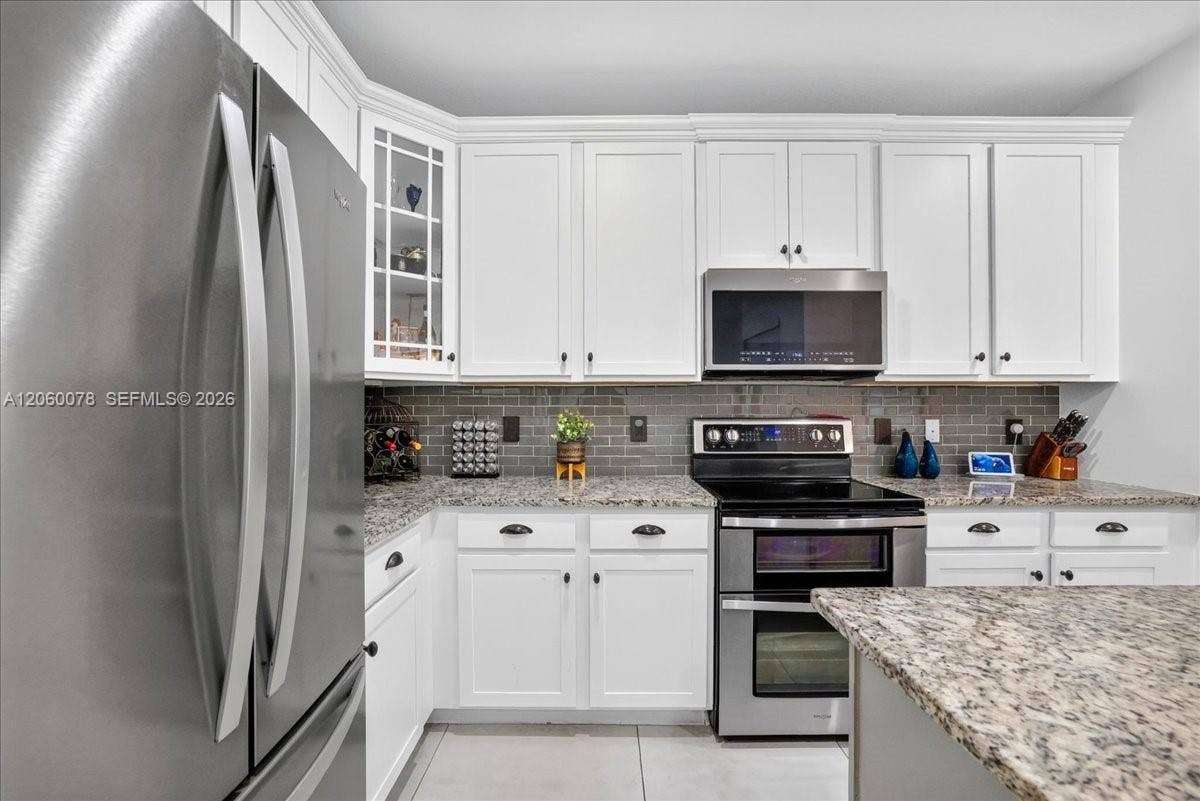 425 NW 33rd Lane, Pompano Beach, FL 33069 Photo 9